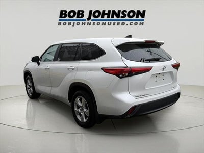 2023 Toyota HIGHLANDER LE