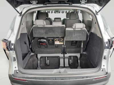 2021 Toyota SIENNA LE LE 8-Passenger