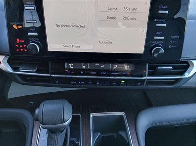 2023 Toyota Sienna XLE 8-Passenger