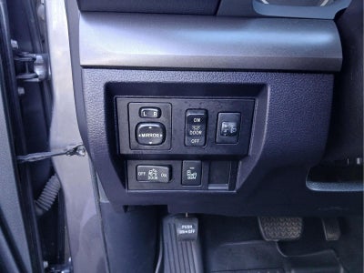 2017 Toyota Tundra SR5