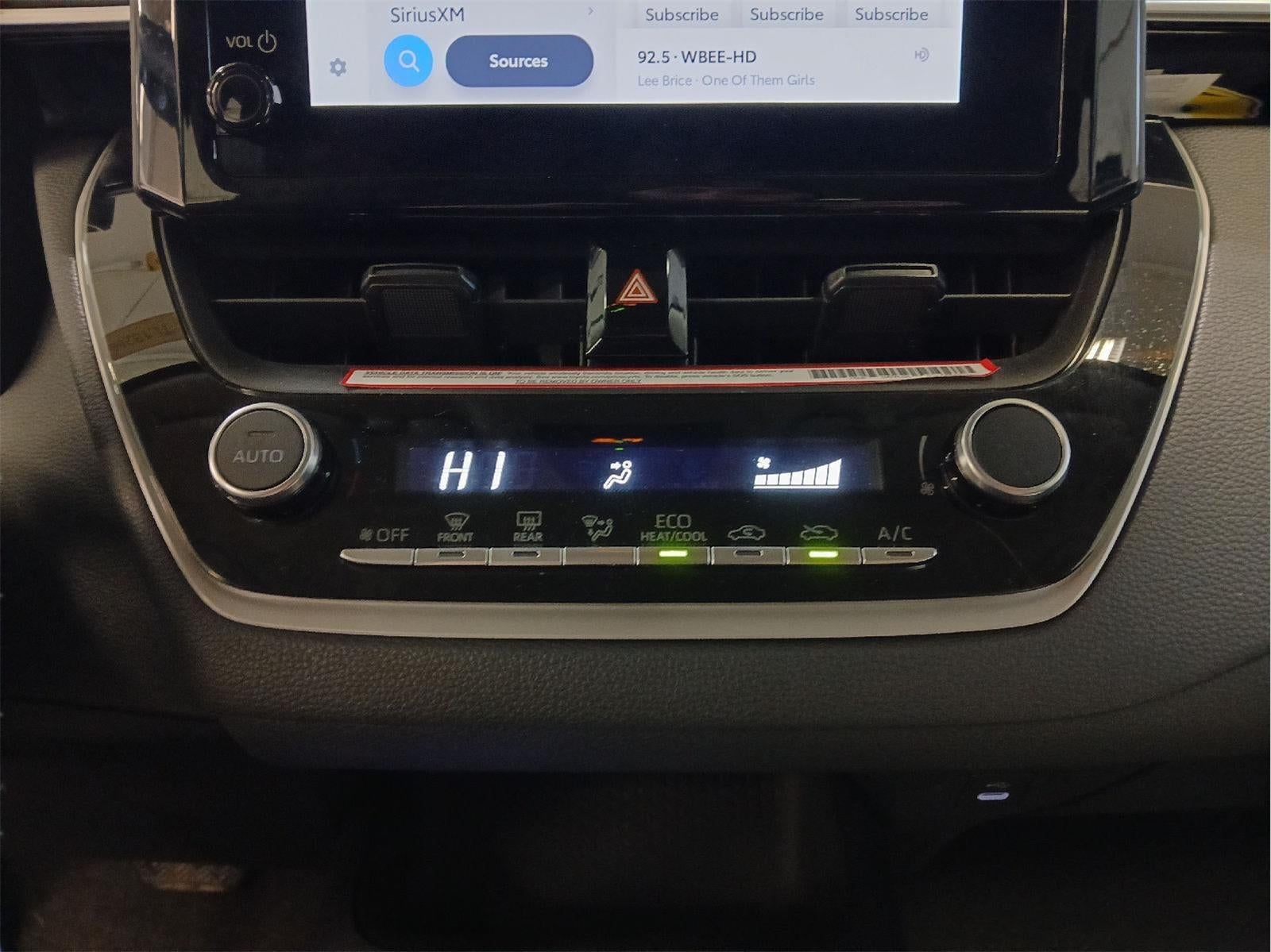 2023 Toyota COROLLA LE