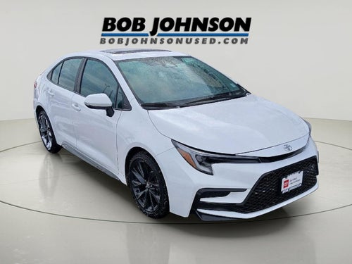 2025 Toyota COROLLA SE