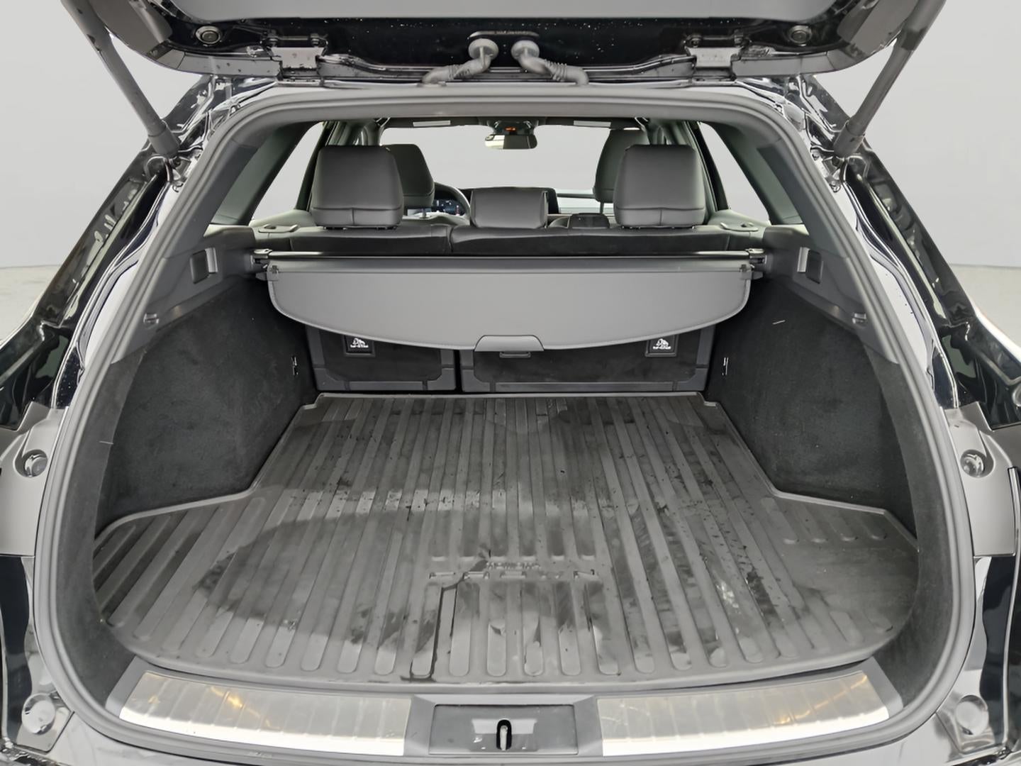 2025 Toyota CROWN SIGNIA XLE **FLEX BUY $550/Monthly**