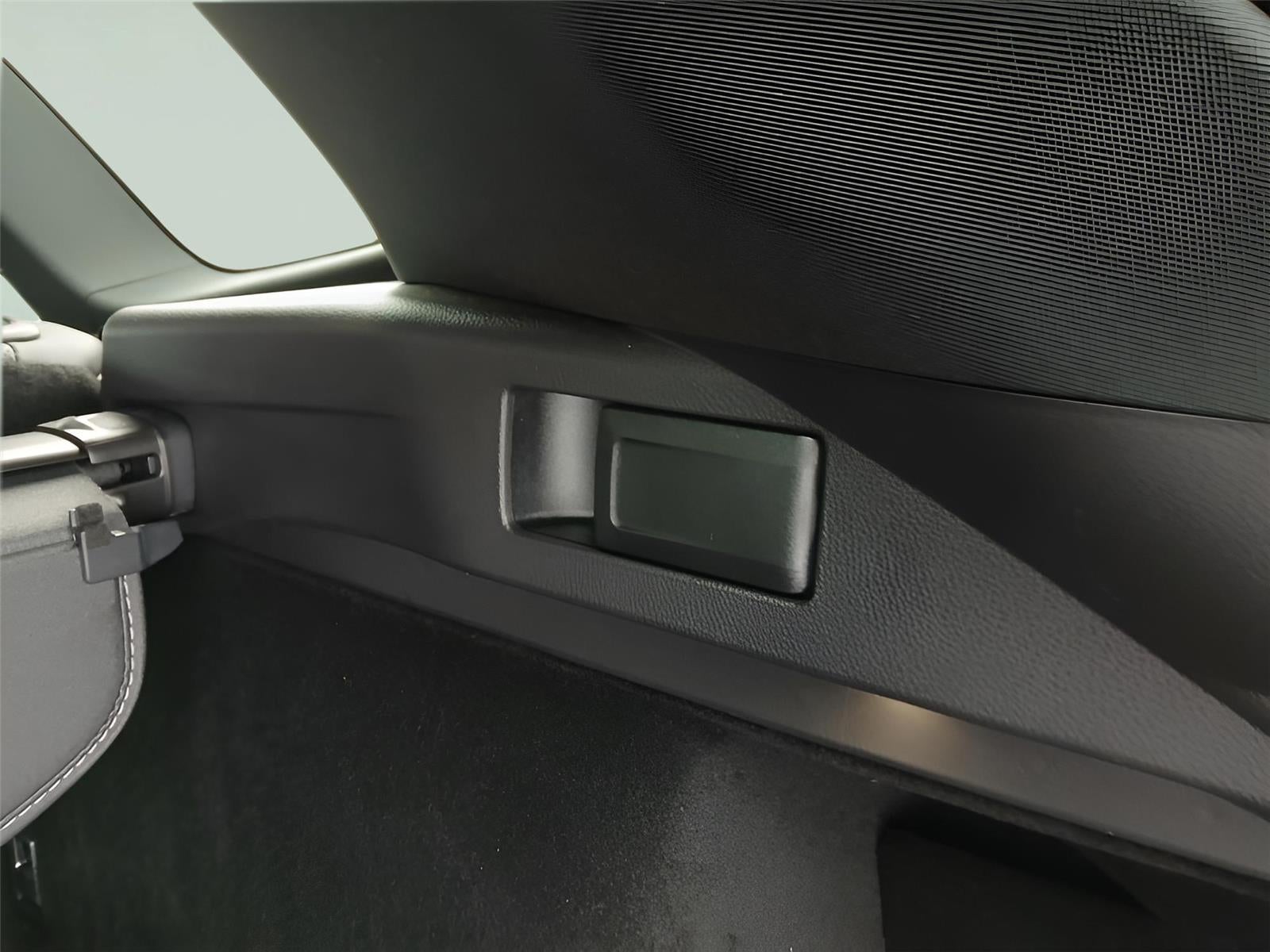 2025 Toyota CROWN SIGNIA XLE **FLEX BUY $550/Monthly**