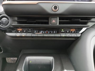 2025 Toyota CROWN SIGNIA XLE **FLEX BUY $550/Monthly**