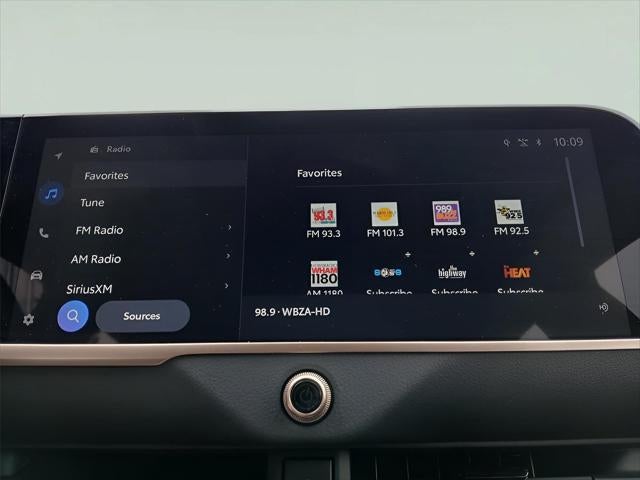 2025 Toyota CROWN SIGNIA XLE **FLEX BUY $550/Monthly**