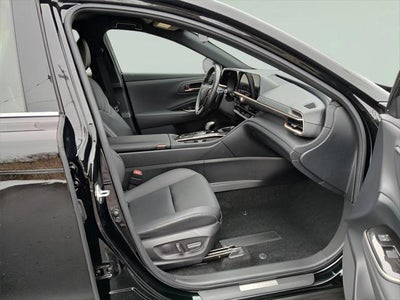 2025 Toyota CROWN SIGNIA XLE **FLEX BUY $550/Monthly**