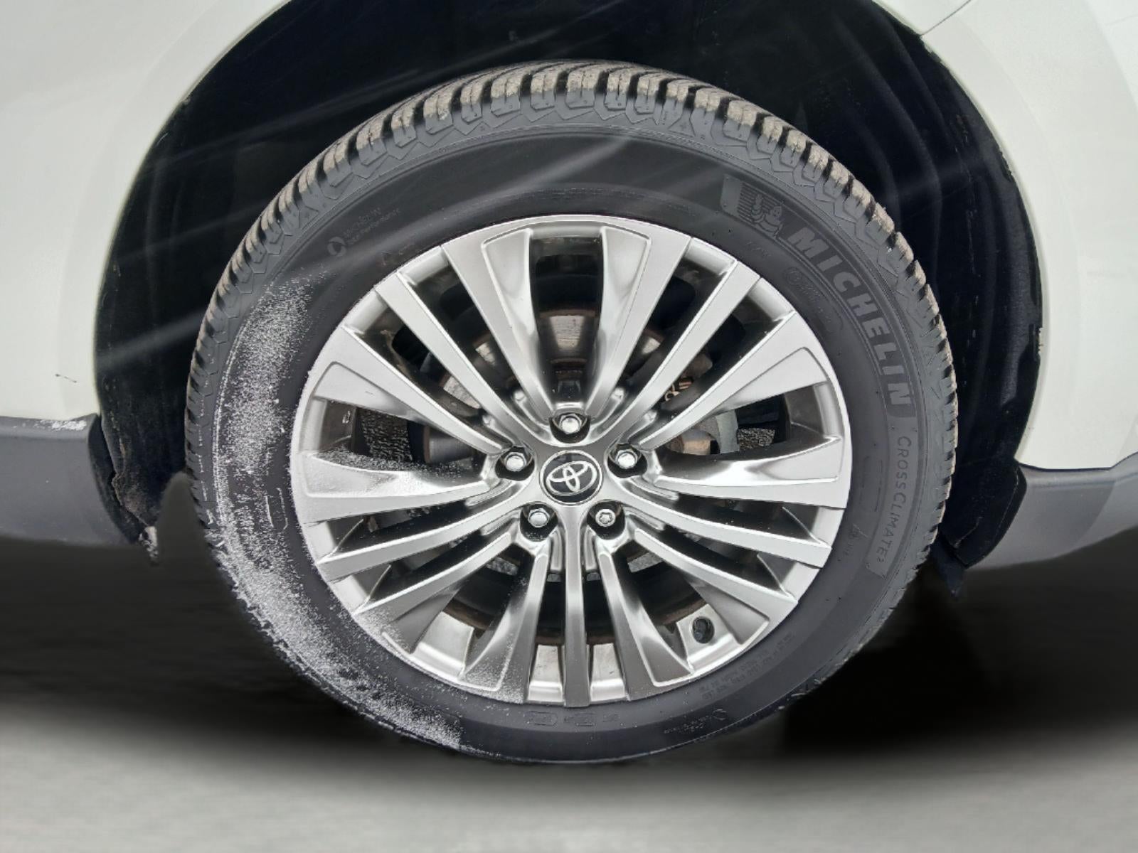 2021 Toyota Venza XLE XLE