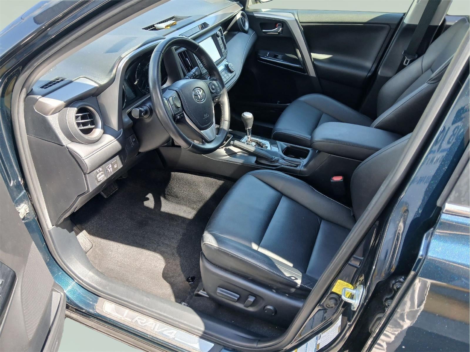 2017 Toyota RAV4 Hybrid Limited