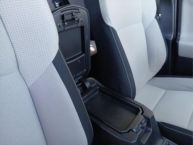 2017 Toyota RAV4 HYBRID XLE