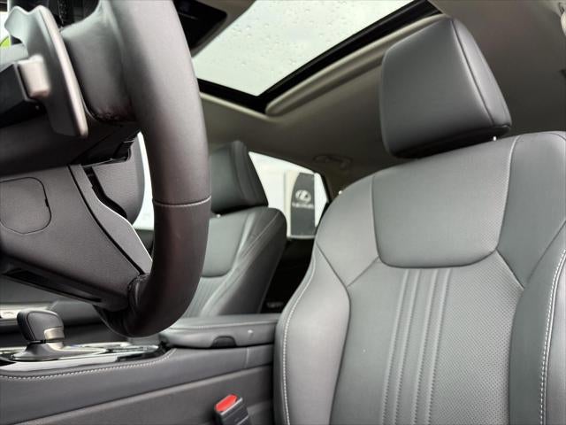 2026 Lexus NX 350h PREMIUM