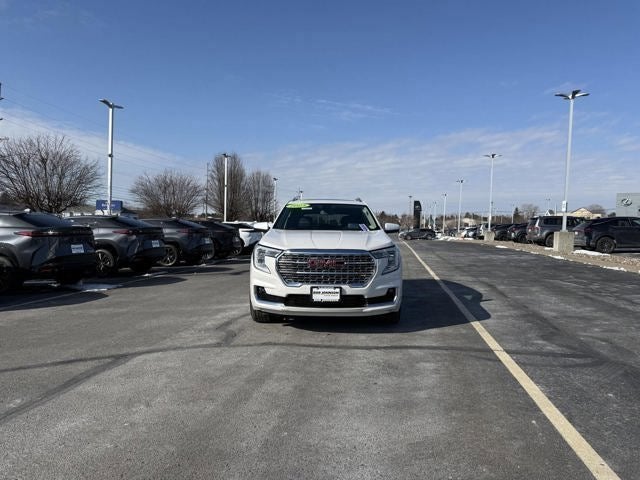 2023 GMC Terrain Denali