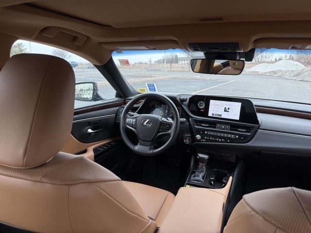 2023 Lexus ES 250 AWD 