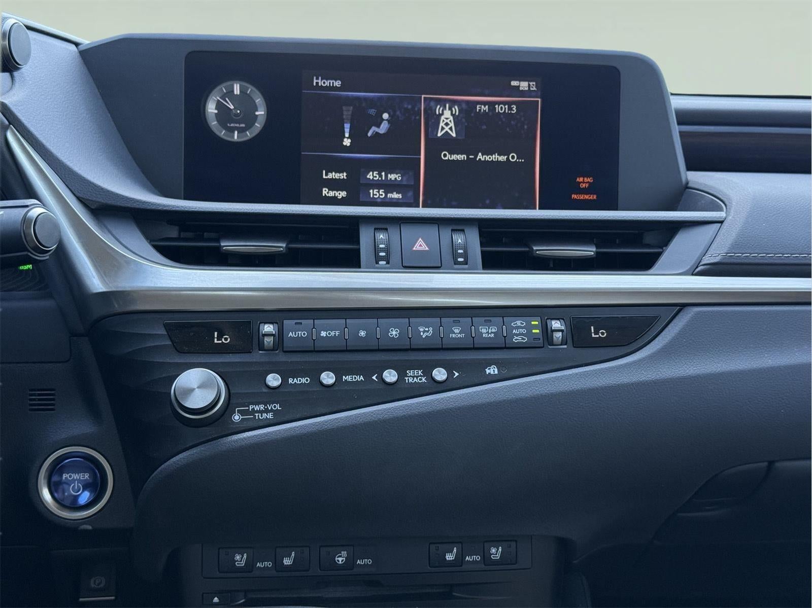 2021 Lexus ES 300h 