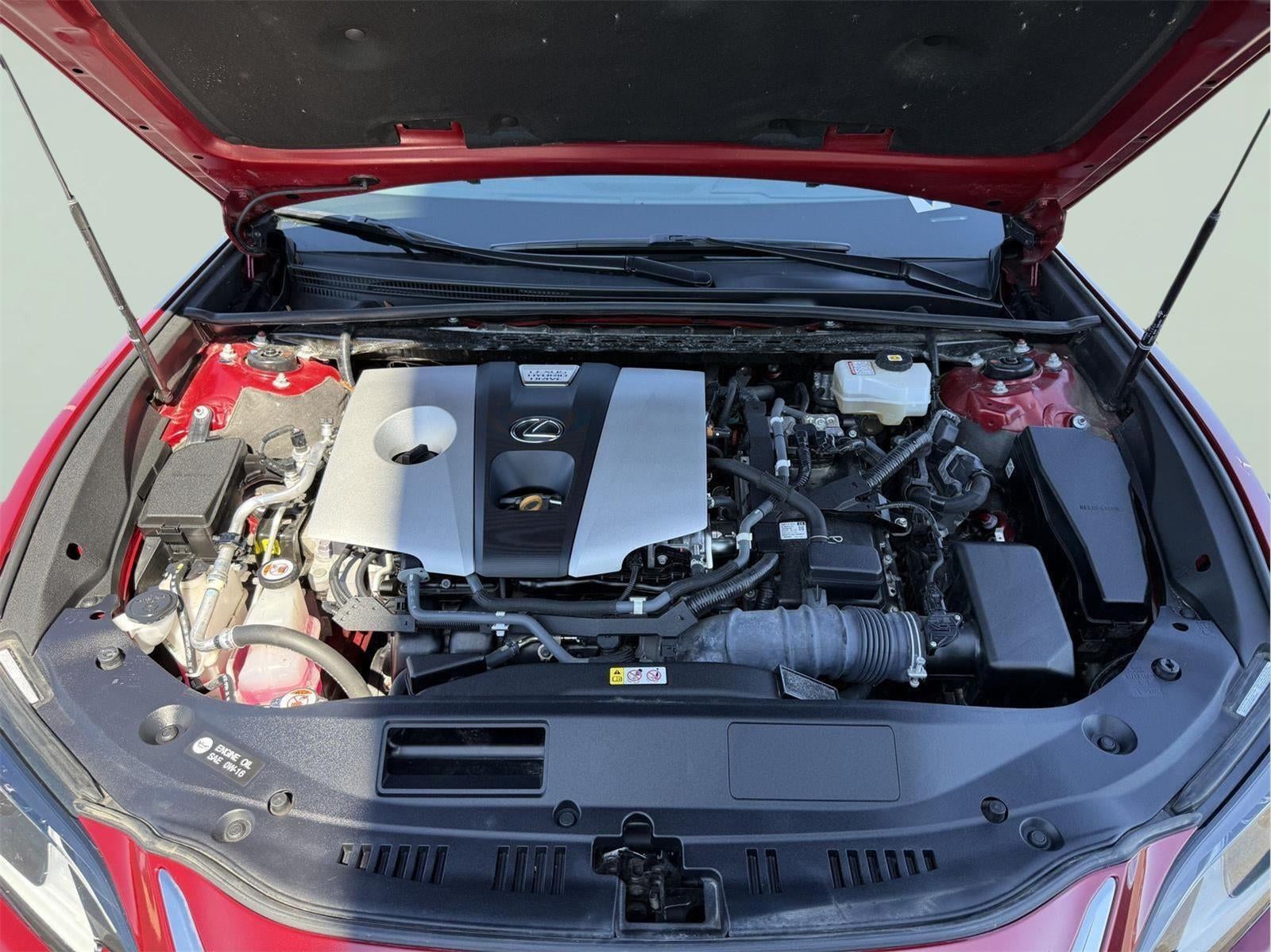 2021 Lexus ES 300h 