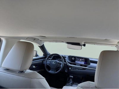 2021 Lexus ES 300h 