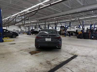 2023 Lexus ES 350 Base
