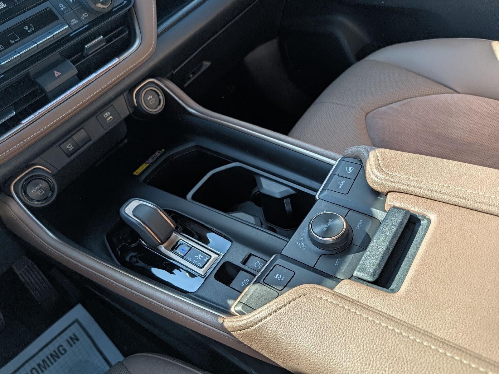 2025 Toyota Grand Highlander Hybrid MAX Platinum