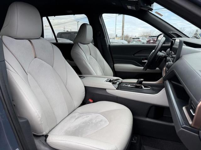 2024 Toyota Grand Highlander Hybrid MAX LIMITED