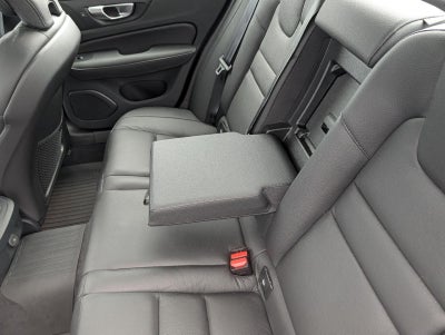 2024 Volvo S60 Plus Dark Theme