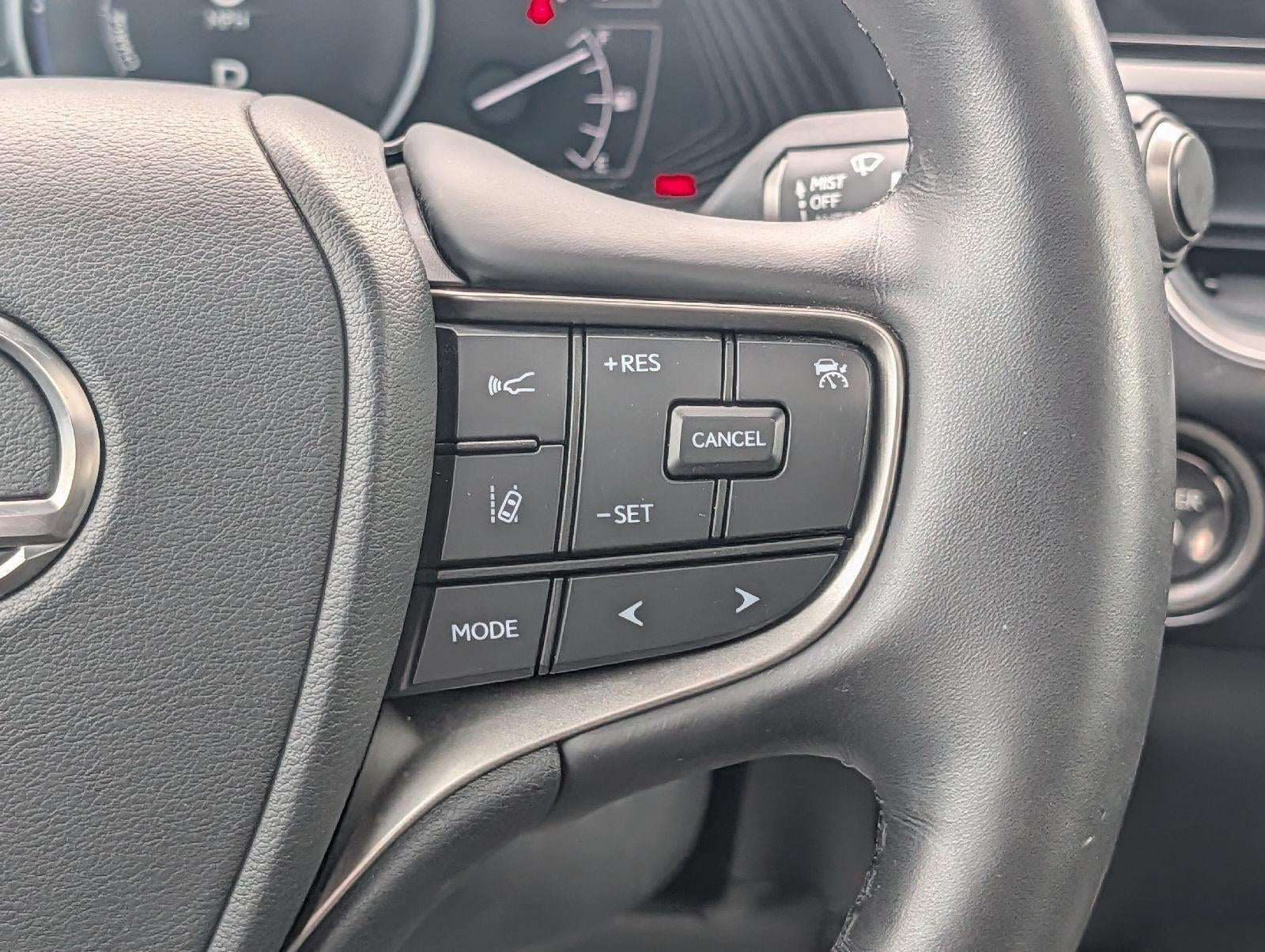 2024 Lexus UX 250h PREMIUM AWD