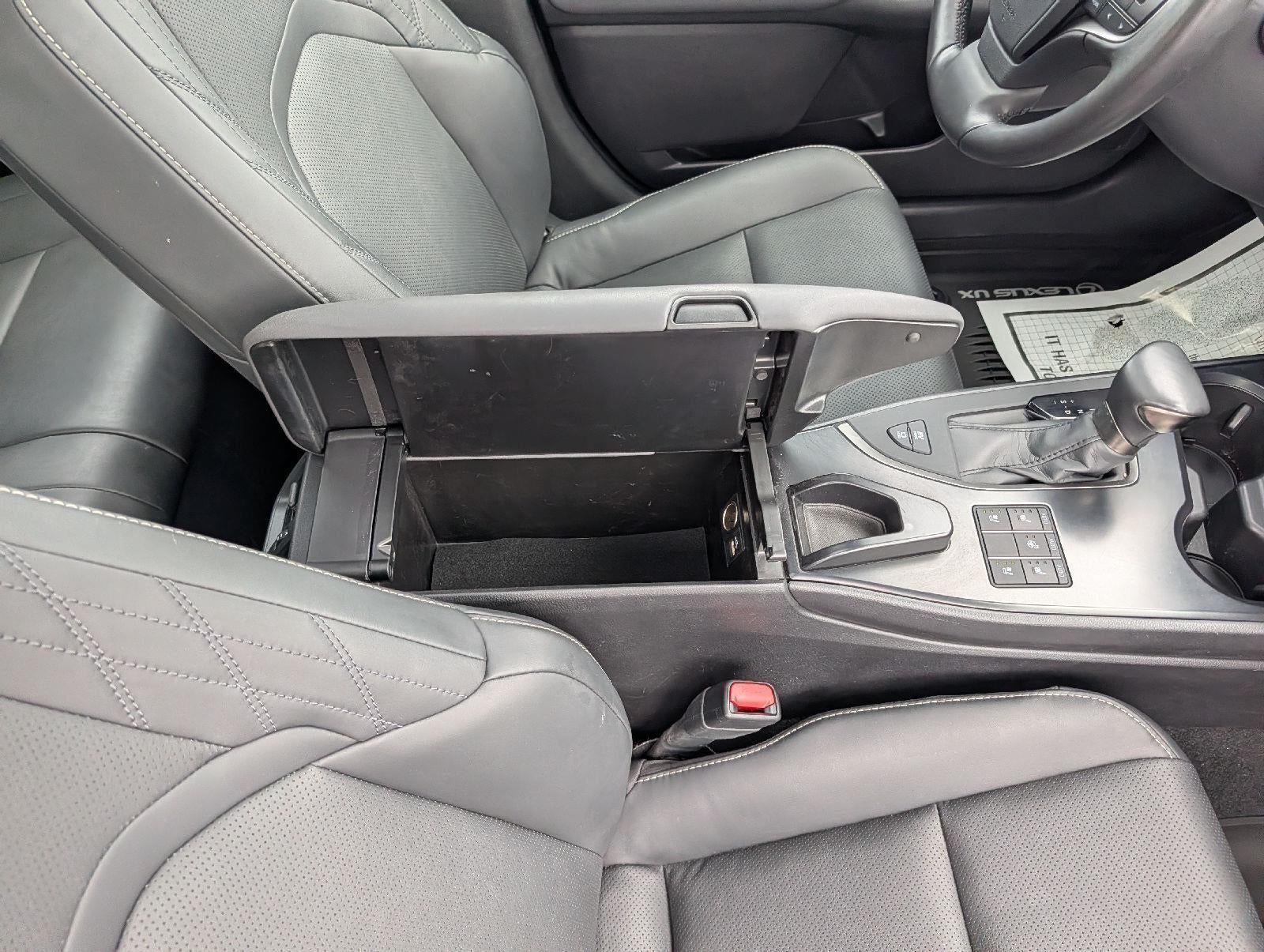 2024 Lexus UX 250h PREMIUM AWD