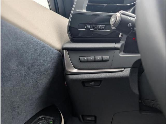 2023 Lexus RZ 450e AWD LUXURY