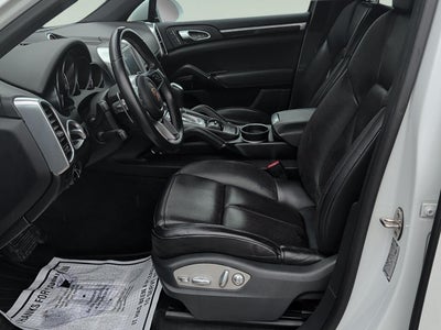 2017 Porsche Cayenne Platinum Edition