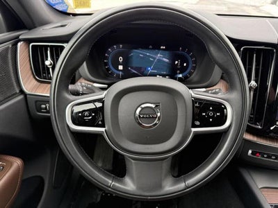 2022 Volvo XC60 Inscription