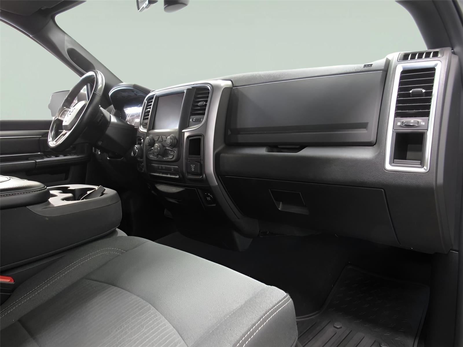 2022 RAM 1500 Classic Warlock Quad Cab 4x4 6'4" Box