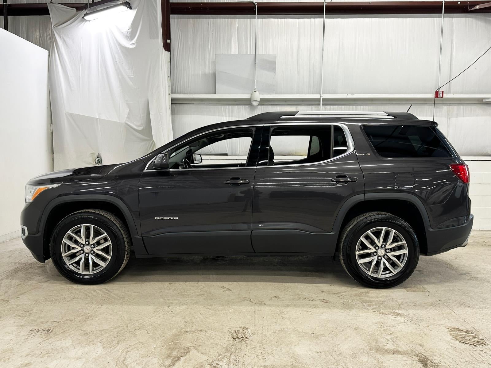 2017 GMC Acadia SLE