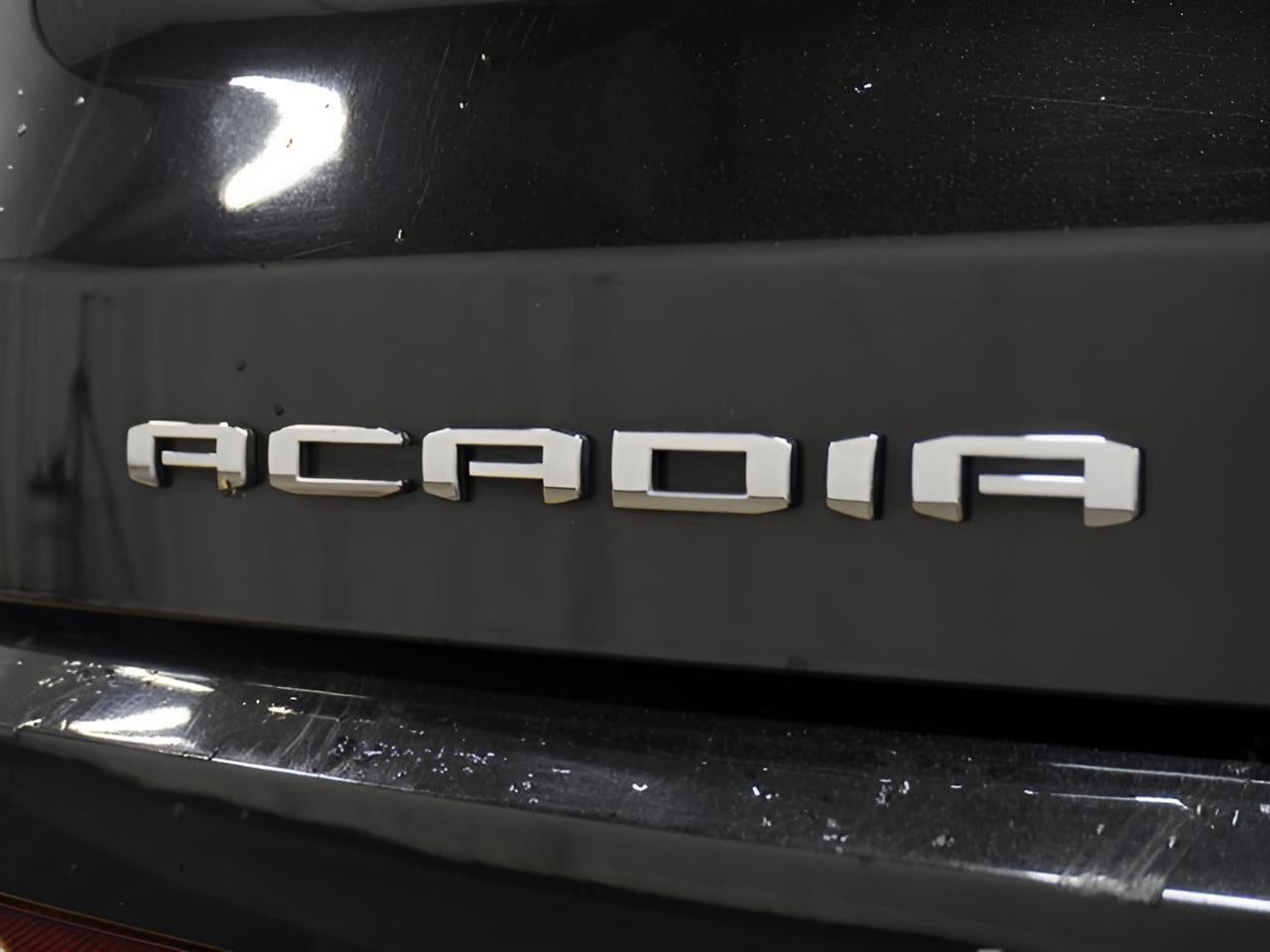 2020 GMC Acadia Denali