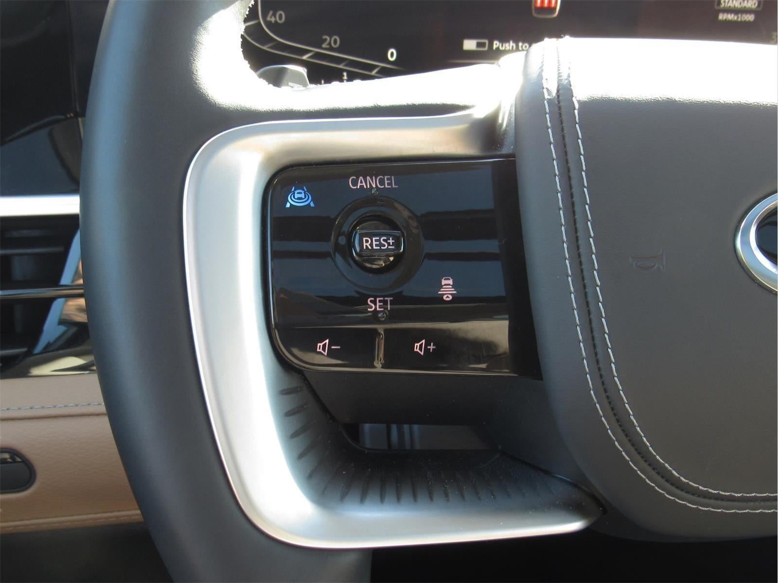 2025 INFINITI QX80 SENSORY AWD