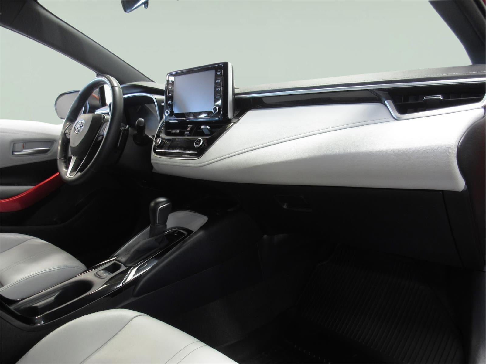 2019 Toyota Corolla Hatchback SE