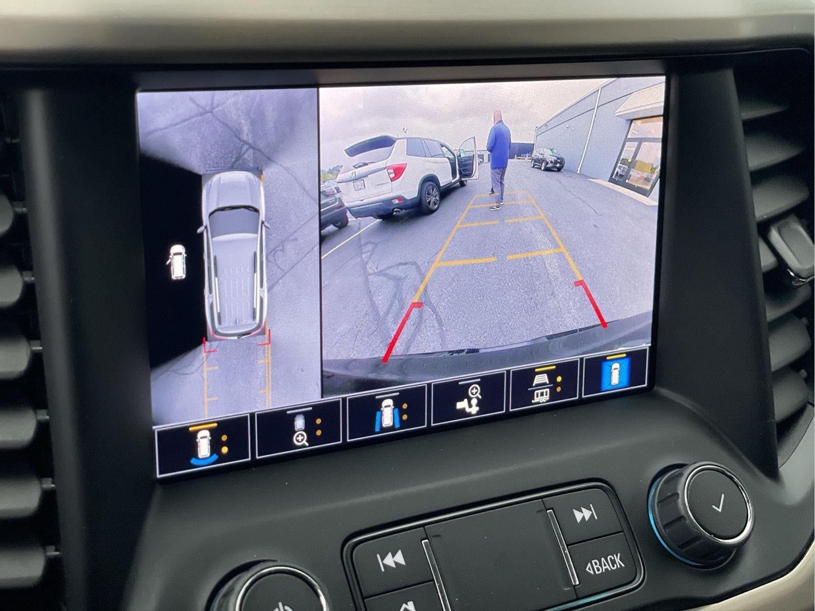 2021 GMC Acadia Denali