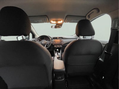 2021 Nissan Versa SR