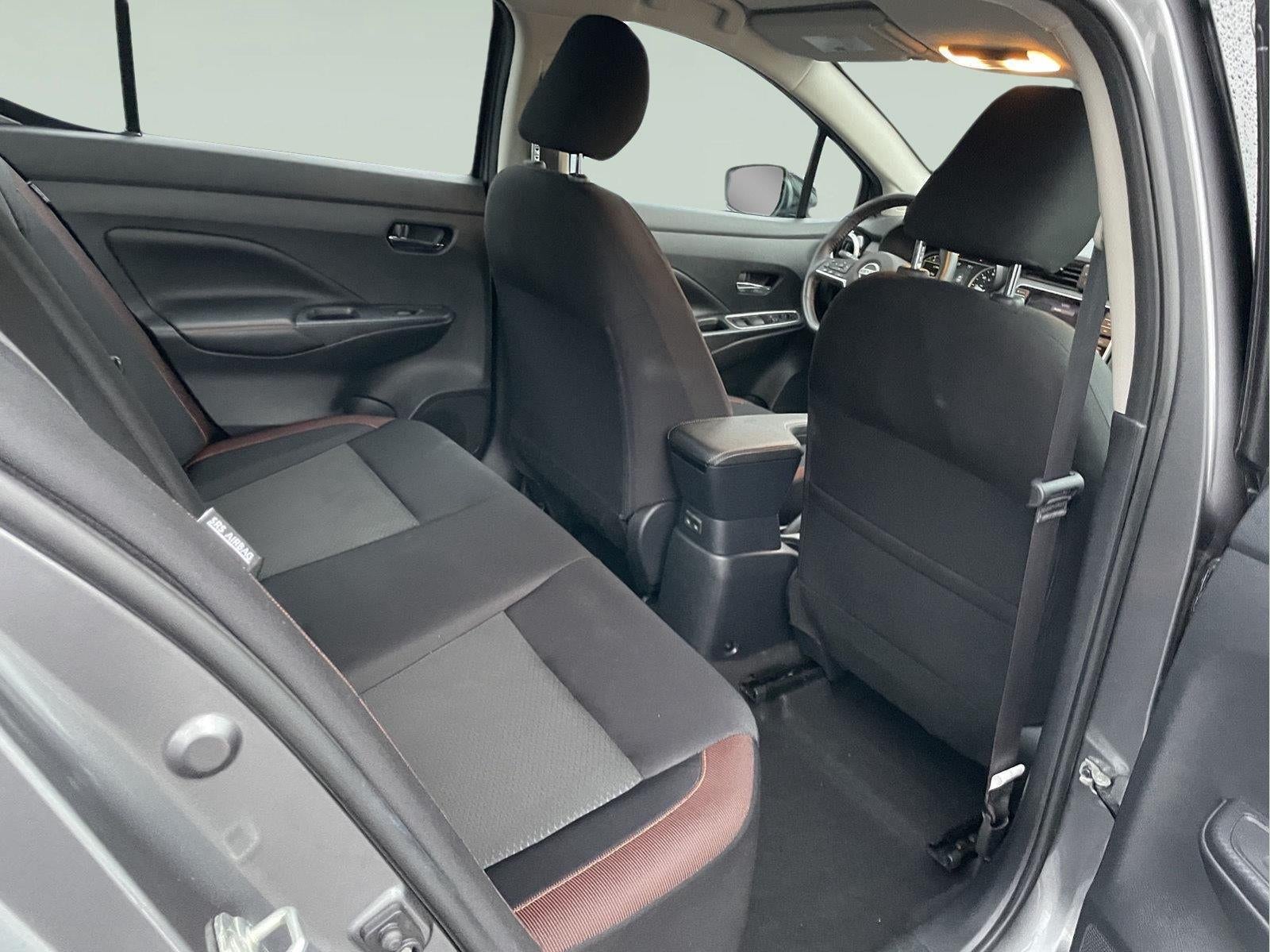 2021 Nissan Versa SR