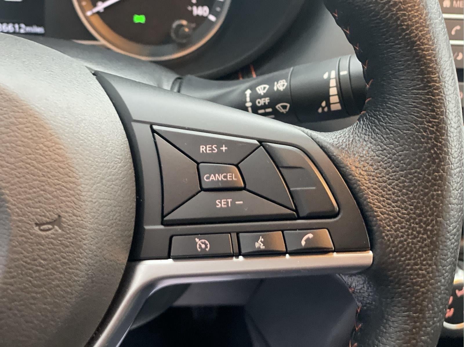 2021 Nissan Versa SR