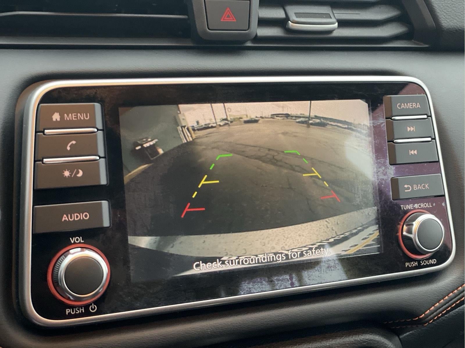 2021 Nissan Versa SR