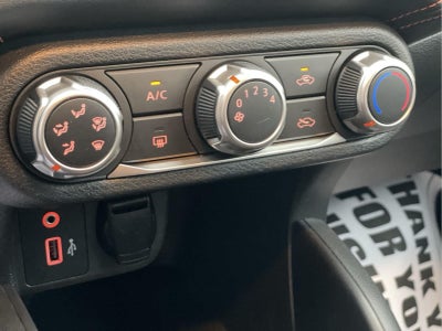 2021 Nissan Versa SR