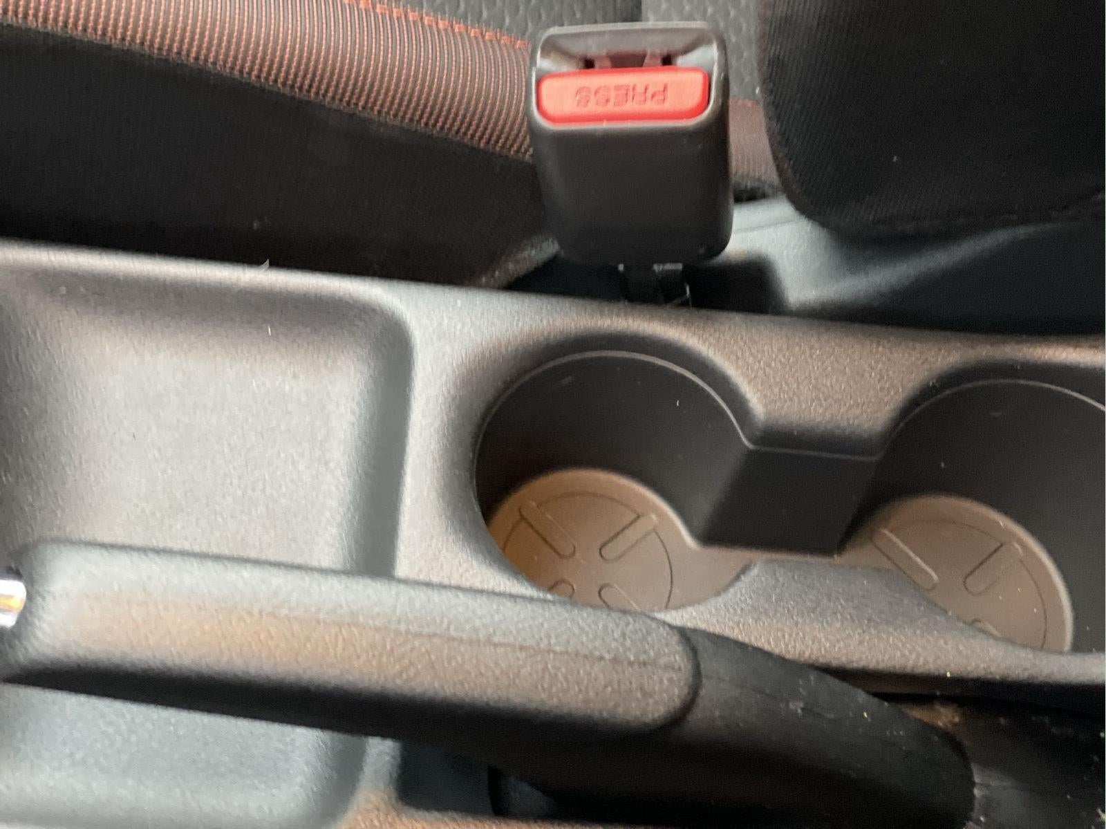 2021 Nissan Versa SR