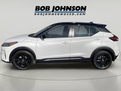 2022 Nissan Kicks SR
