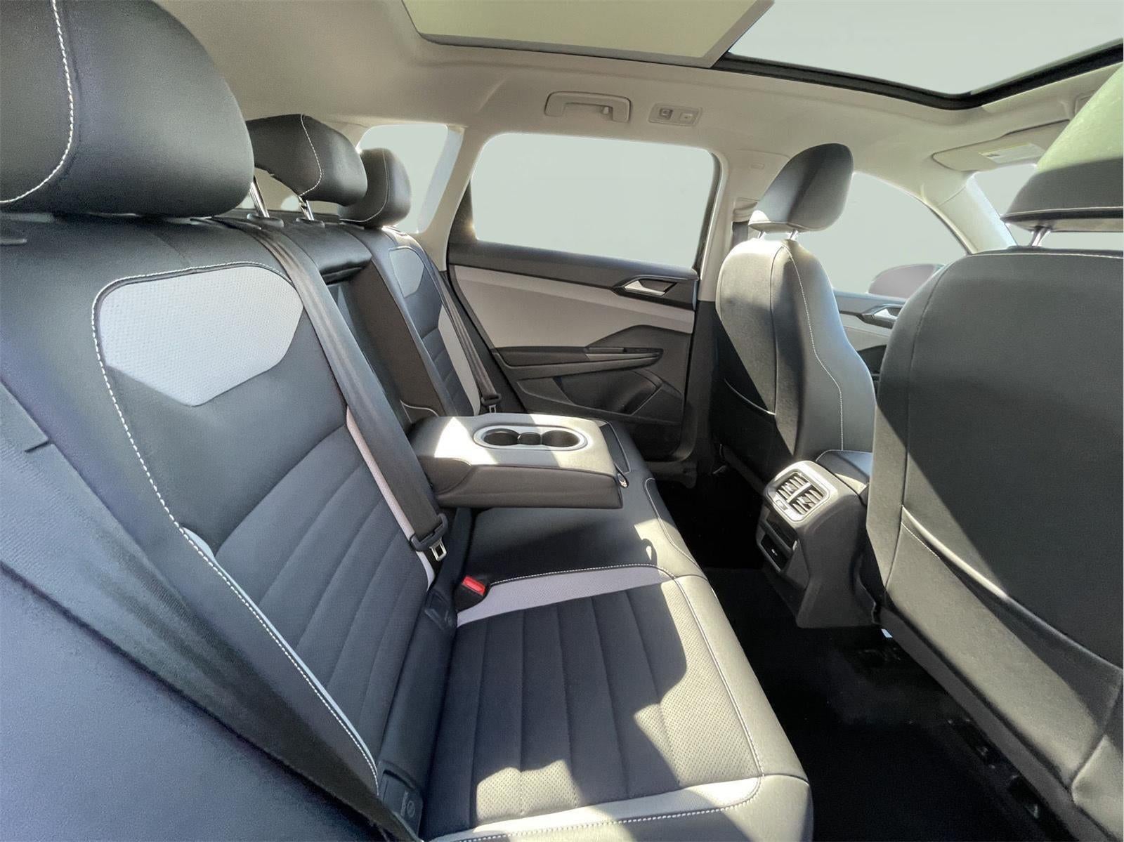 2023 Volkswagen Taos SEL