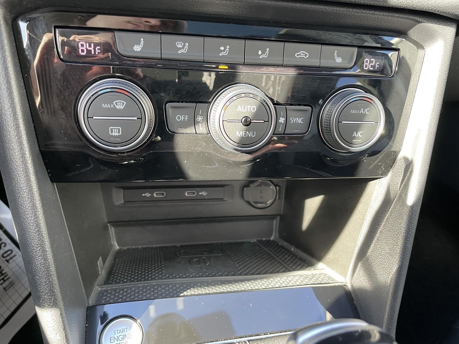 2023 Volkswagen Taos SEL