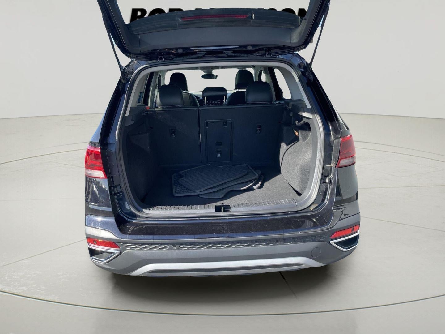 2023 Volkswagen Taos SEL