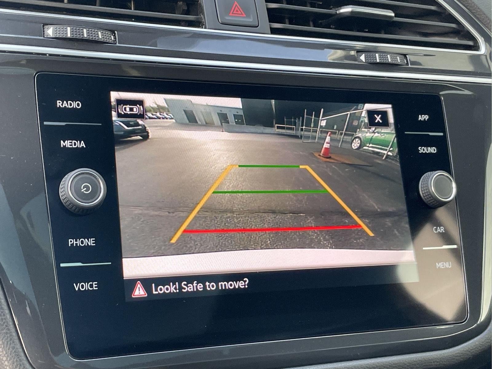 2024 Volkswagen Tiguan SE R-Line Black