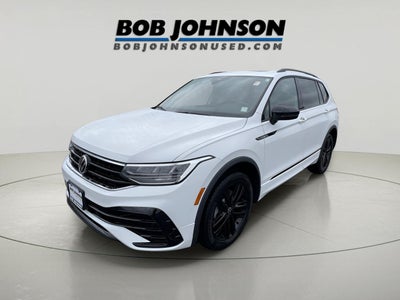 2022 Volkswagen Tiguan SE R-Line Black