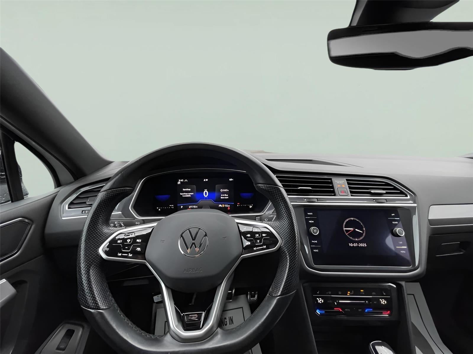 2022 Volkswagen Tiguan SE R-Line Black