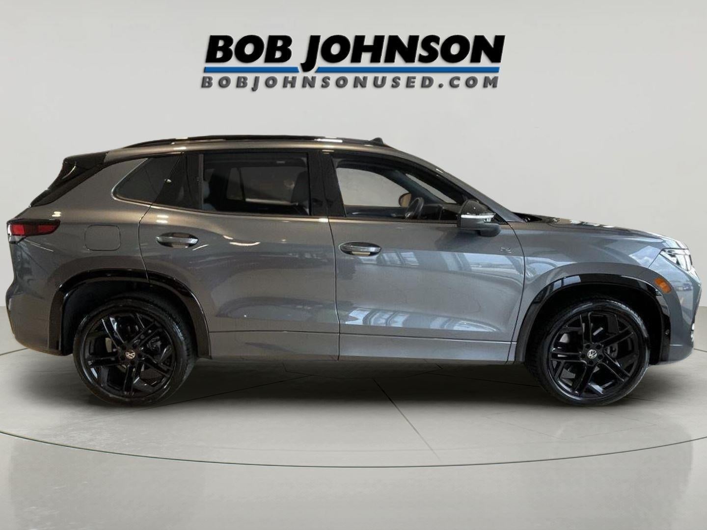 2025 Volkswagen Tiguan SE R-Line Black