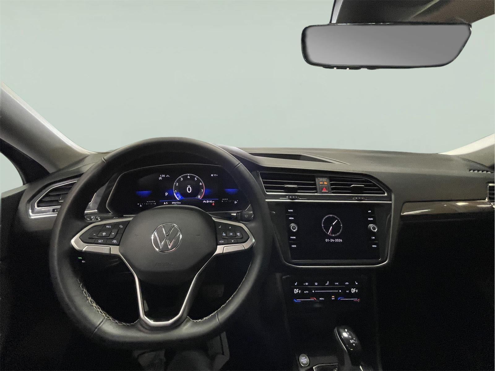 2023 Volkswagen Tiguan SE